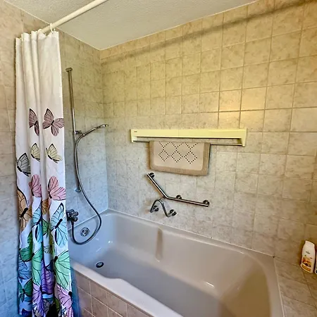 Spacious House For 11 Persons With Hot Tub And Fully Equipped Kitchen * Oberhofen